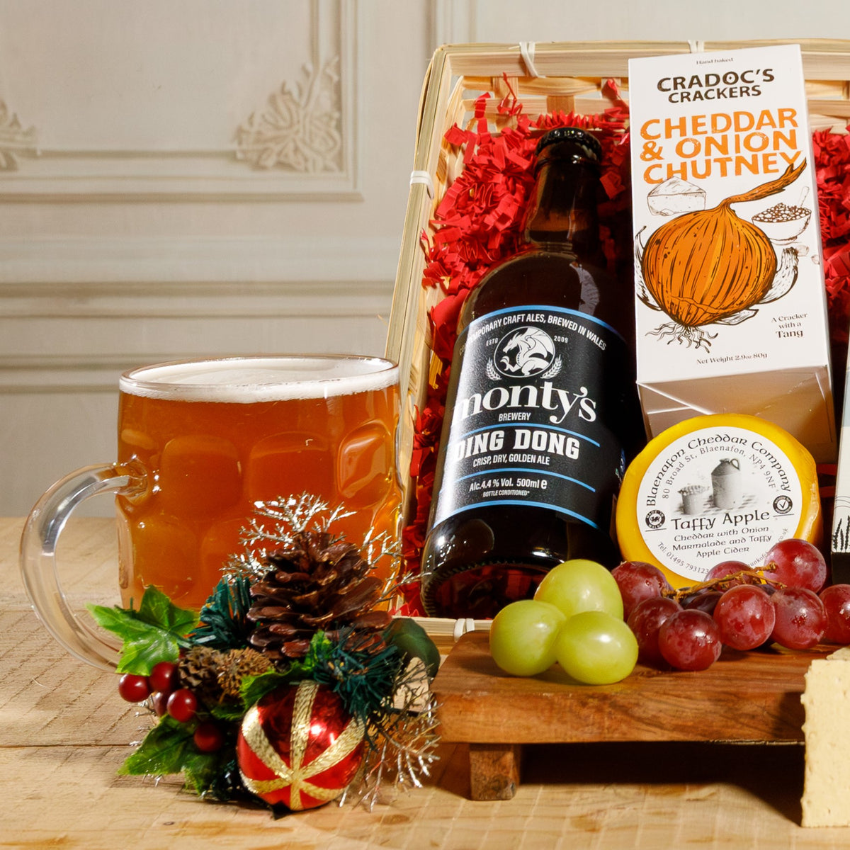 Christmas Cheese & Ale & Beer Welsh Hamper - The Christmas Cheese & Ale Gift Set Food & Drink Gift Set