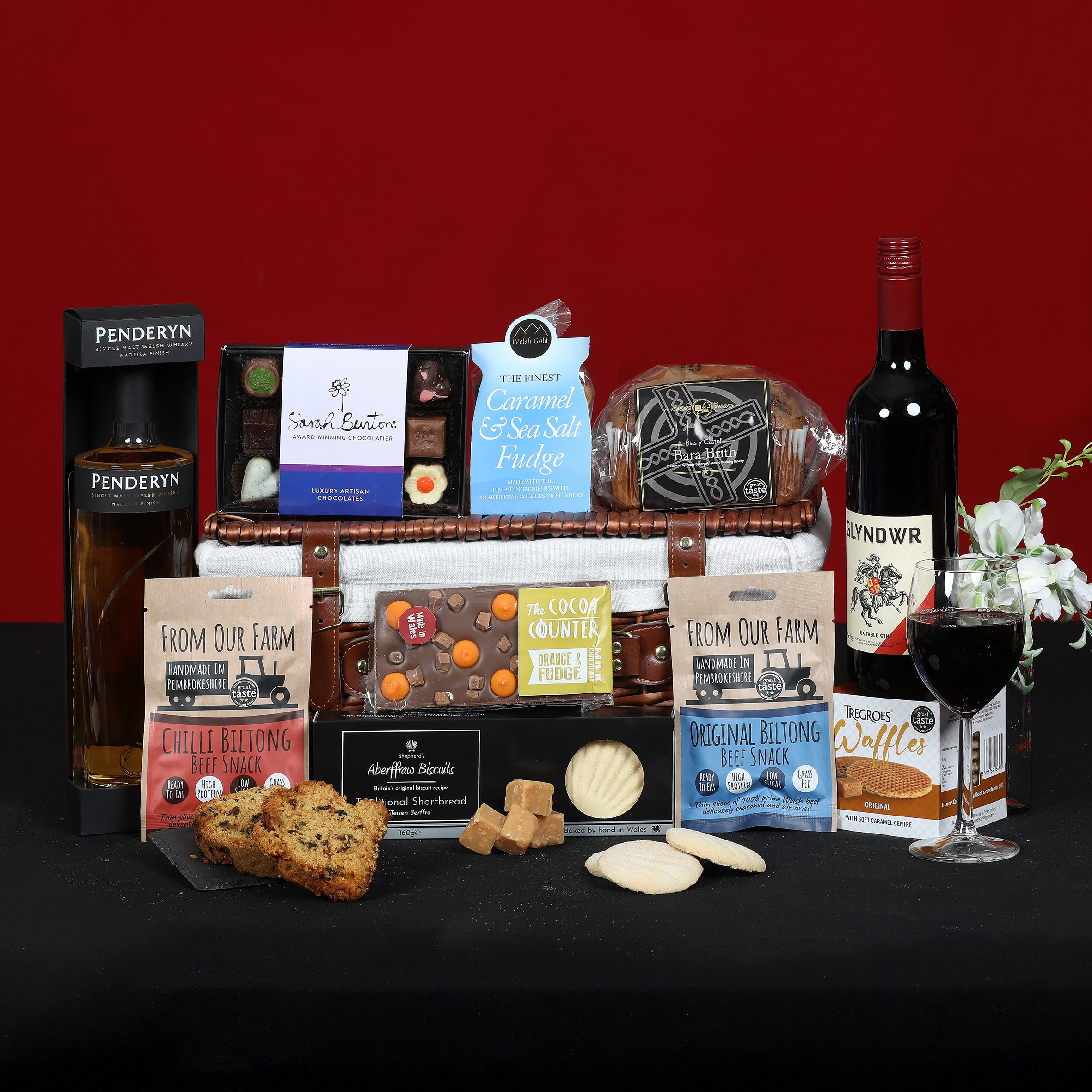 Welsh Hamper - Whisky & Wine Hamper Food & Drink Gift Set