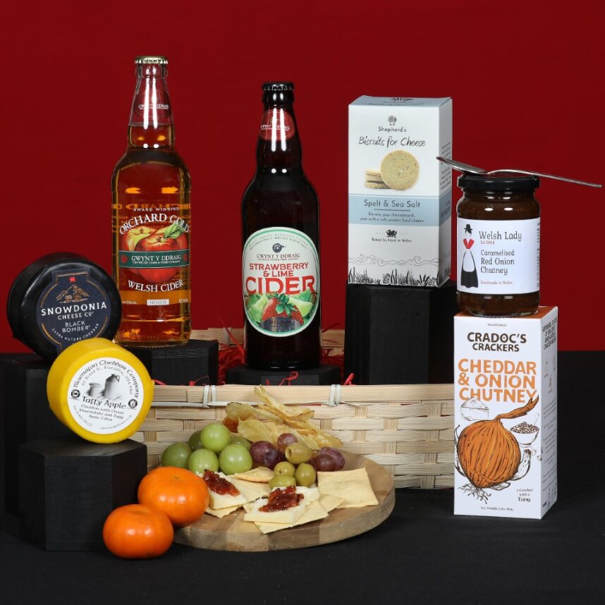 Love and Valentine's Cheese & Cider Welsh Hamper - Cheese & Cider Gift Set Food & Drink Gift Set