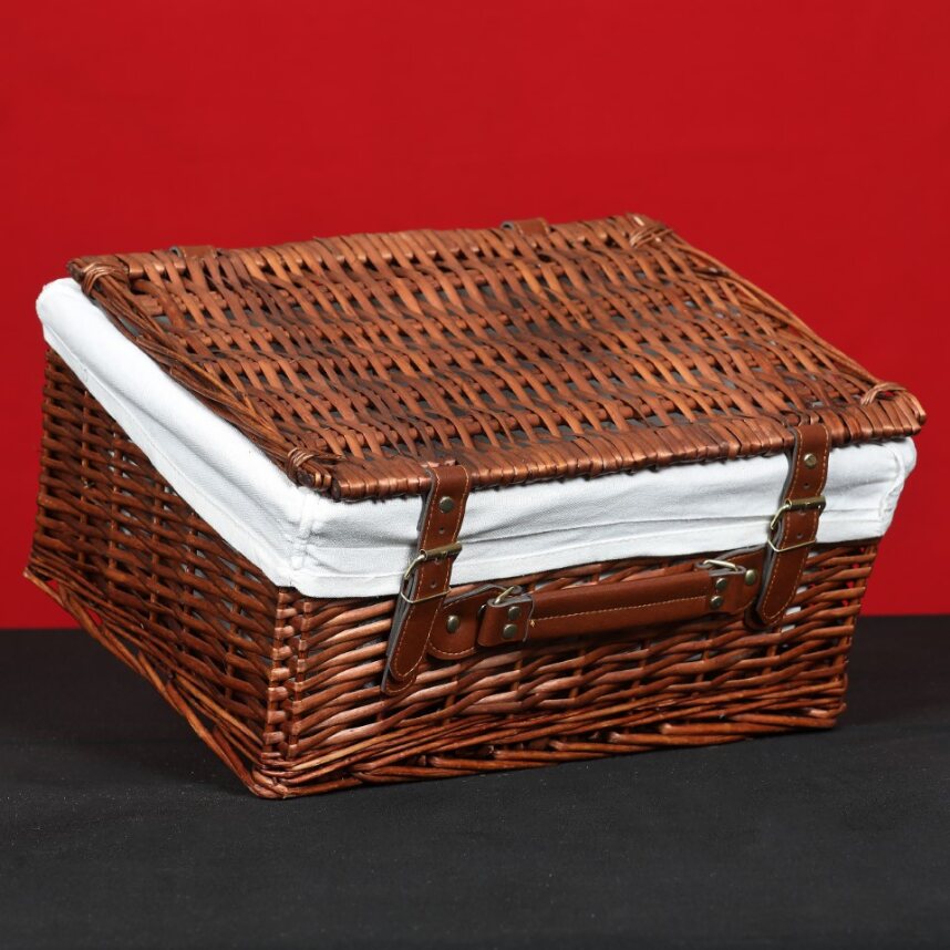 Welsh Hamper - The Cymru Feast Of Food Hamper Food & Drink Gift Set