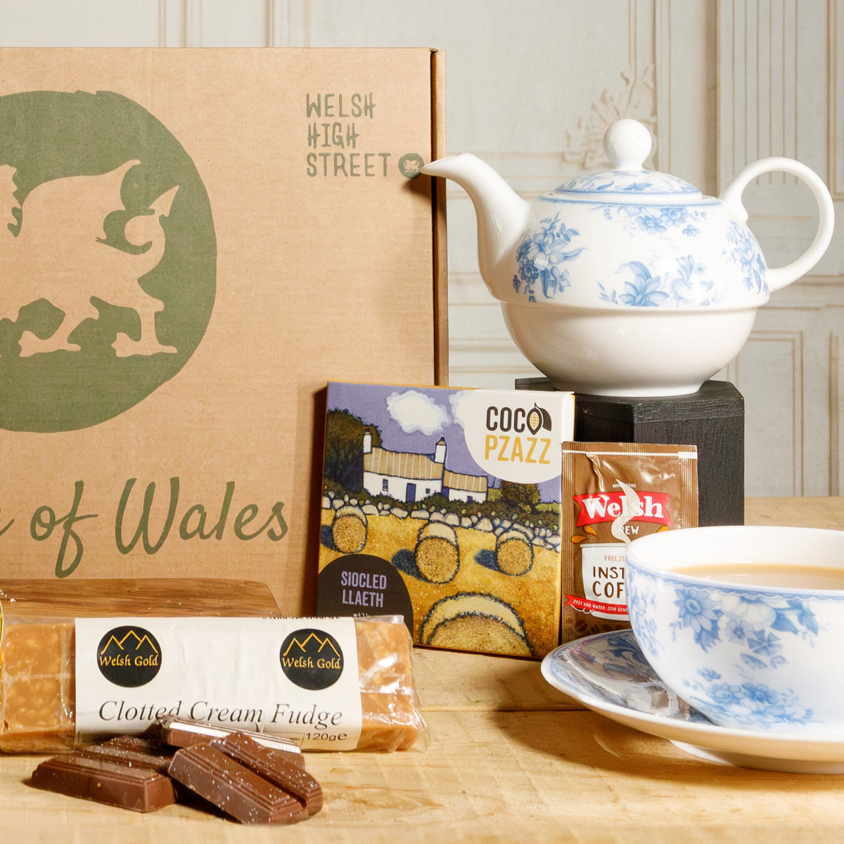 Welsh Hamper - The Hot Teas & Treats Hamper Food & Drink Gift Set