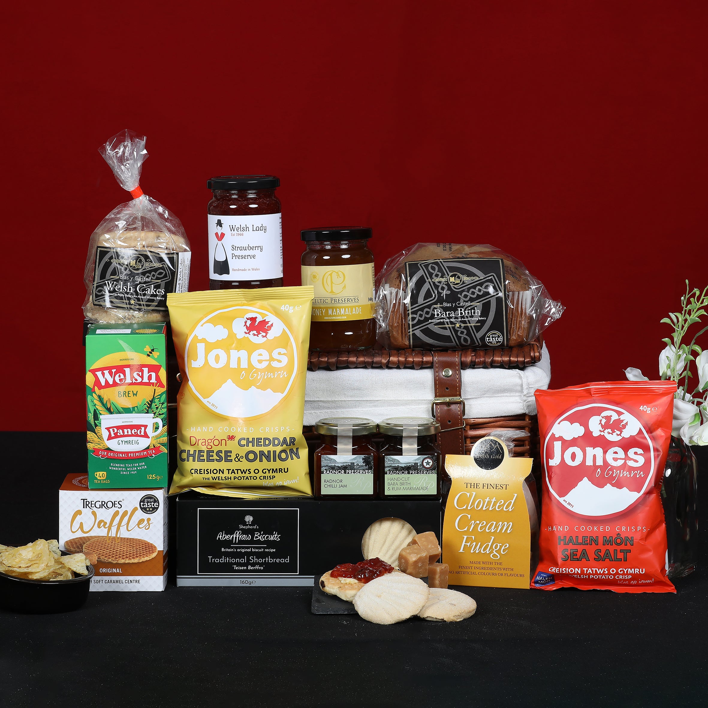 Welsh Hamper - The Traditional Welsh Afternoon Tea Hamper Food & Drink Gift Set