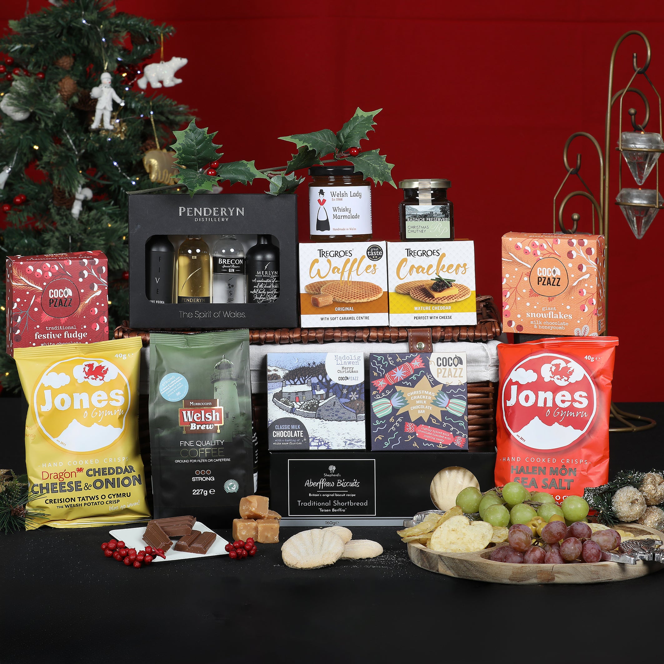Christmas Welsh Hamper - The Christmas Brecon Tipple & Treats Hamper Food & Drink Gift Set