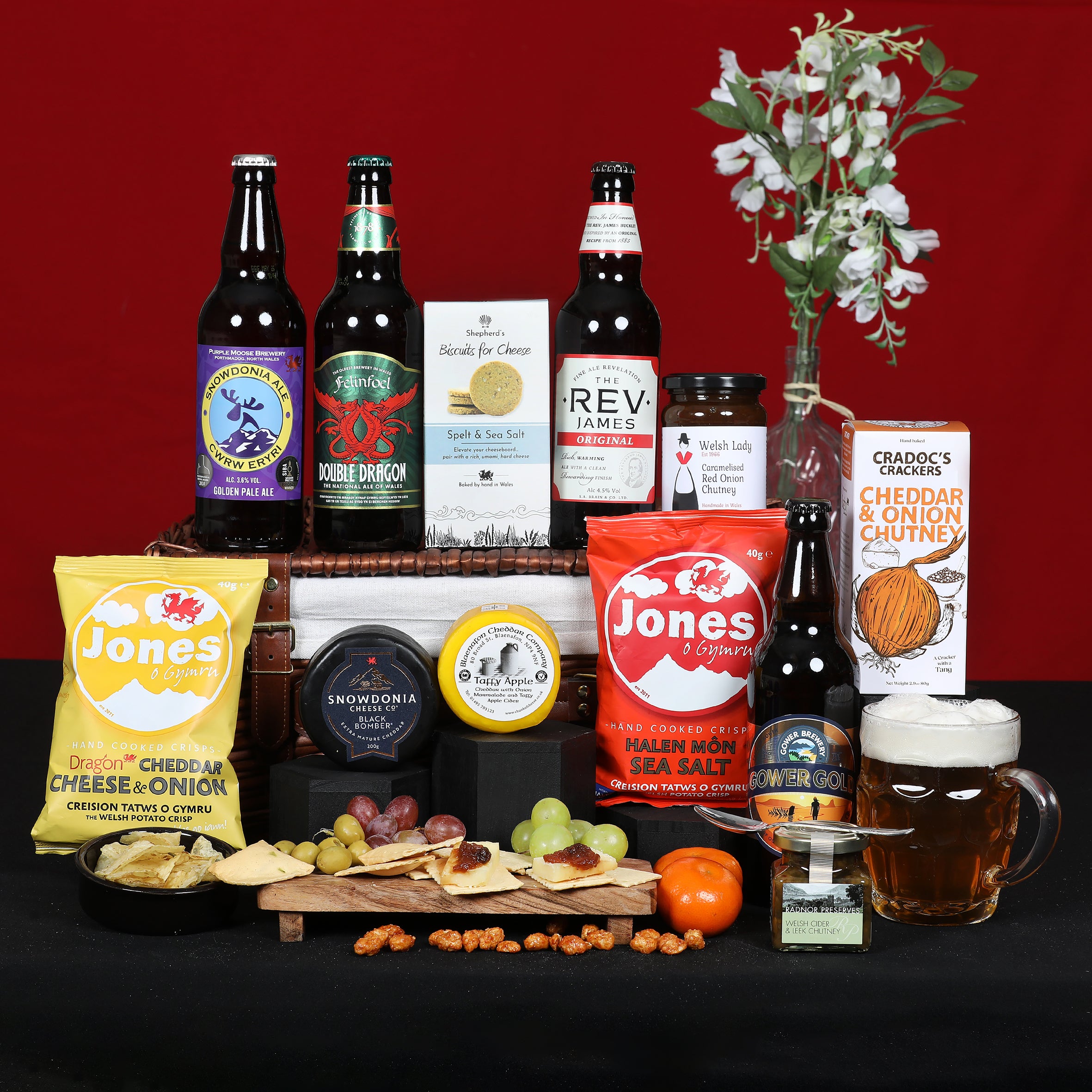 Cheese & Ale & Beer Welsh Hamper - Cheese and Ale Deluxe Hamper Food & Drink Gift Set